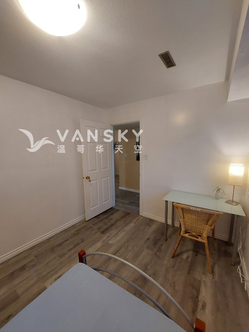 $1,200 / 1br  一房出租： 公車五分鐘到Capilano大學